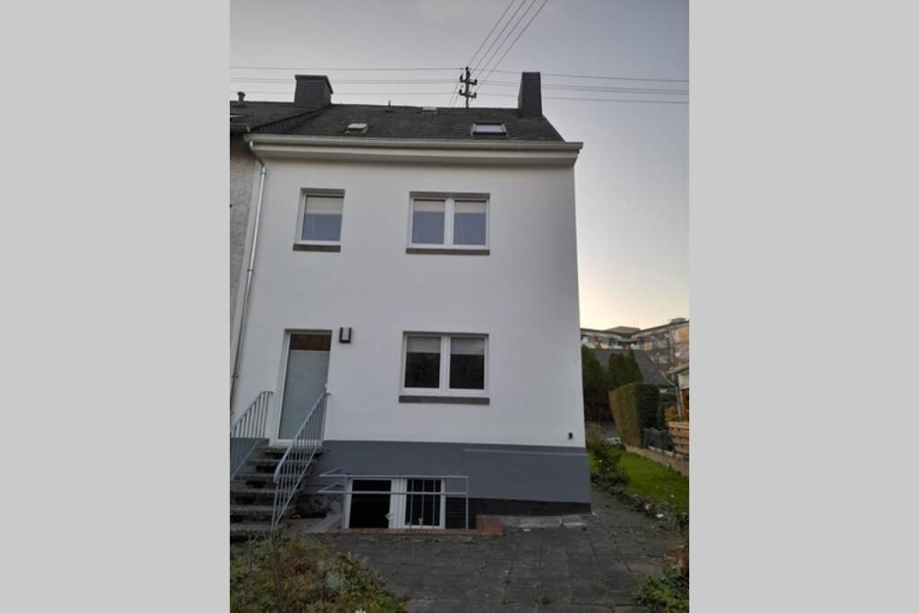 Hinter Burg, Haus Mit Garten 马延 外观 照片