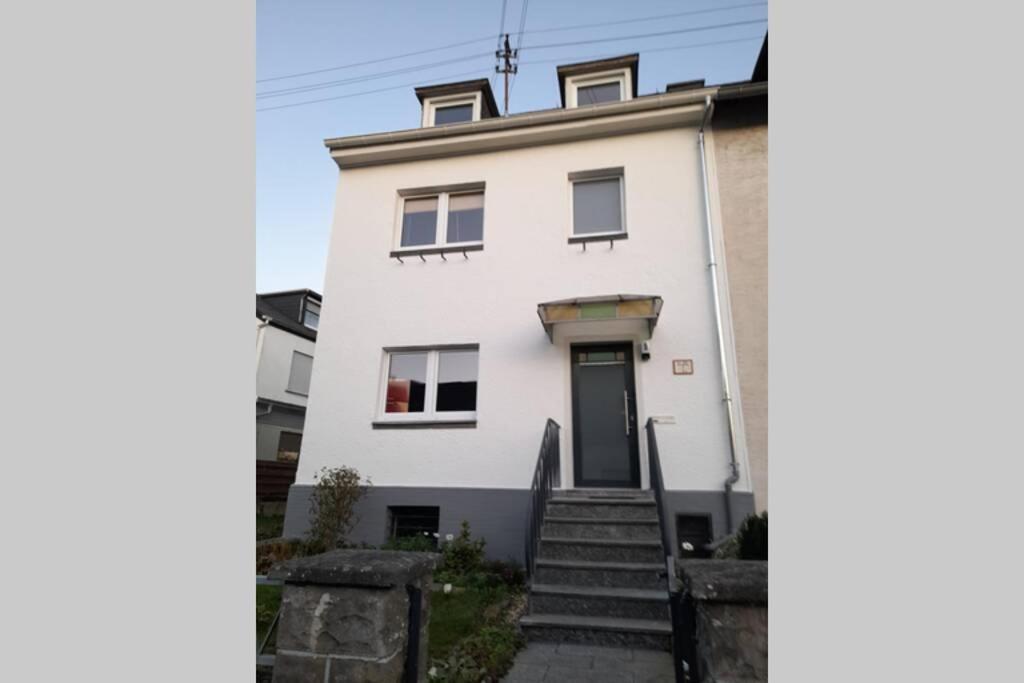Hinter Burg, Haus Mit Garten 马延 外观 照片